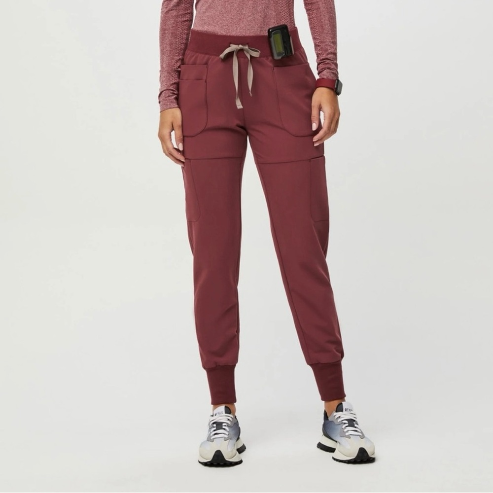 Figs Women's Burgundy Jogger Pants